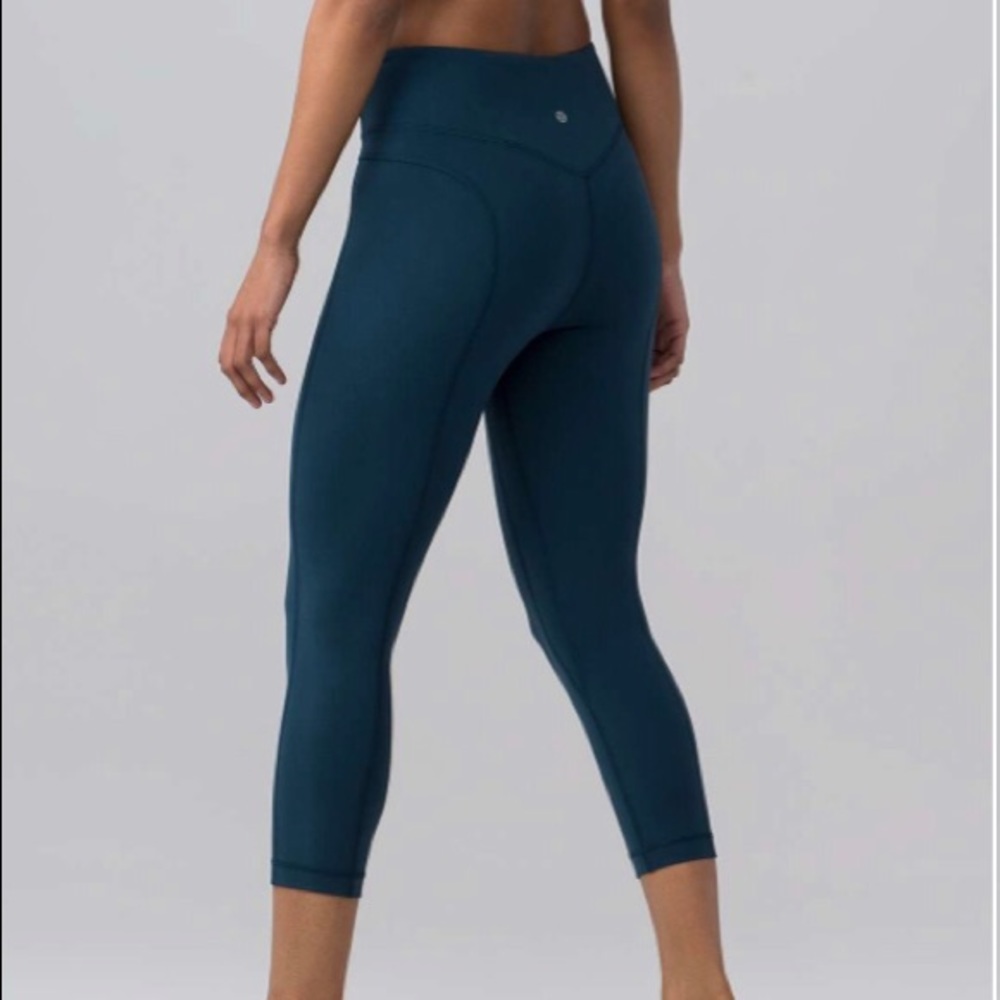 🌺 Lululemon Pushing Limits 🌺 - Picture 2 of 8